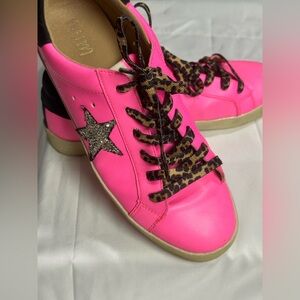 Women's Pink Sneakers with Leopard Laces
